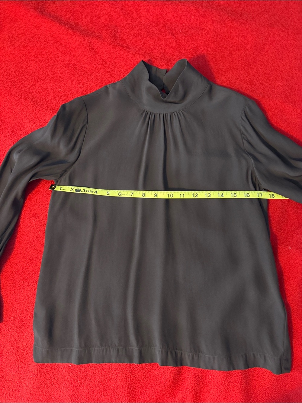 Pure Collection blouse - Picture 8 of 9